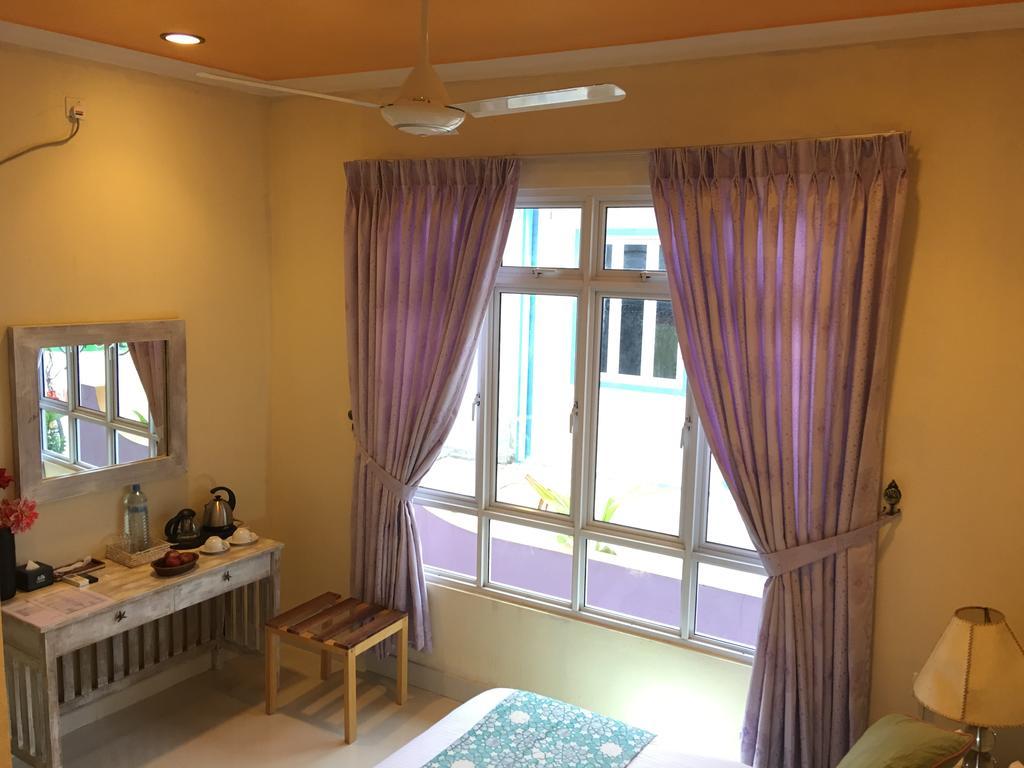 Huraa East Inn Kültér fotó