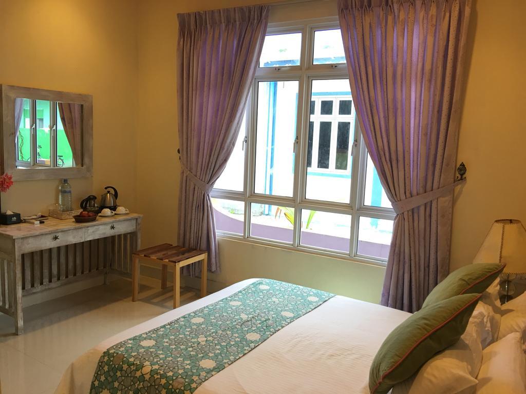 Huraa East Inn Kültér fotó